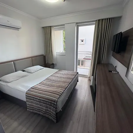 Otel Mandalin